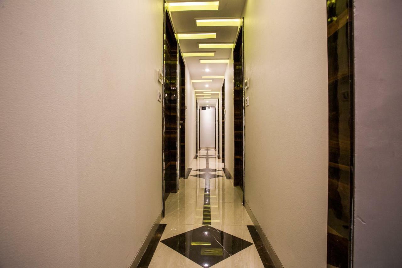 Oyo 37559 Hotel Al Haram Mumbai Ngoại thất bức ảnh